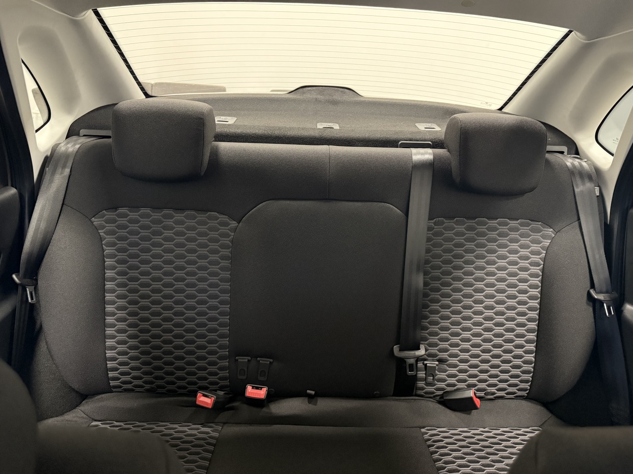 Легковой автотранспорт - LADA Granta 1.6 MT (90 л.с.)