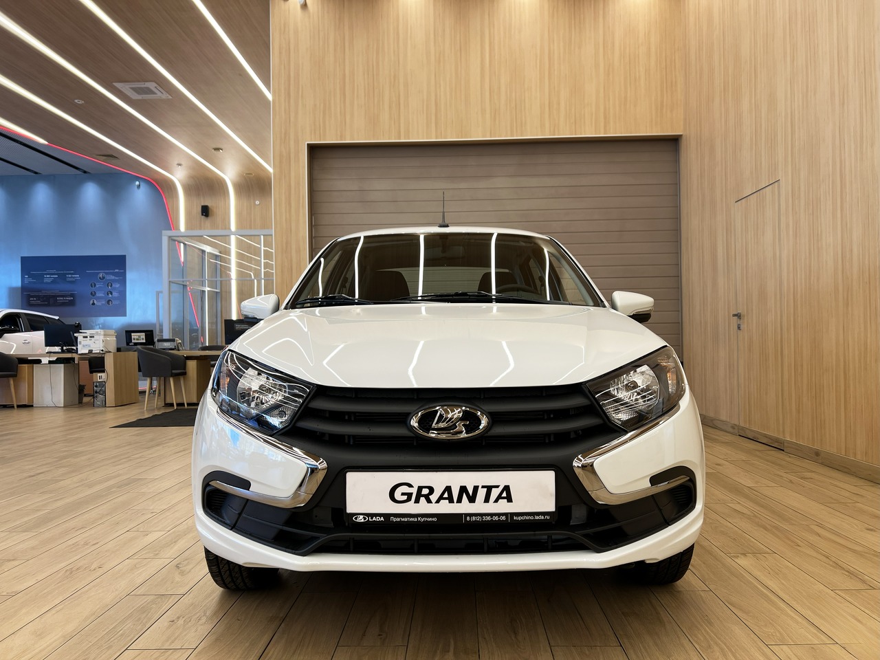 Легковой автотранспорт - LADA Granta 1.6 MT (90 л.с.)