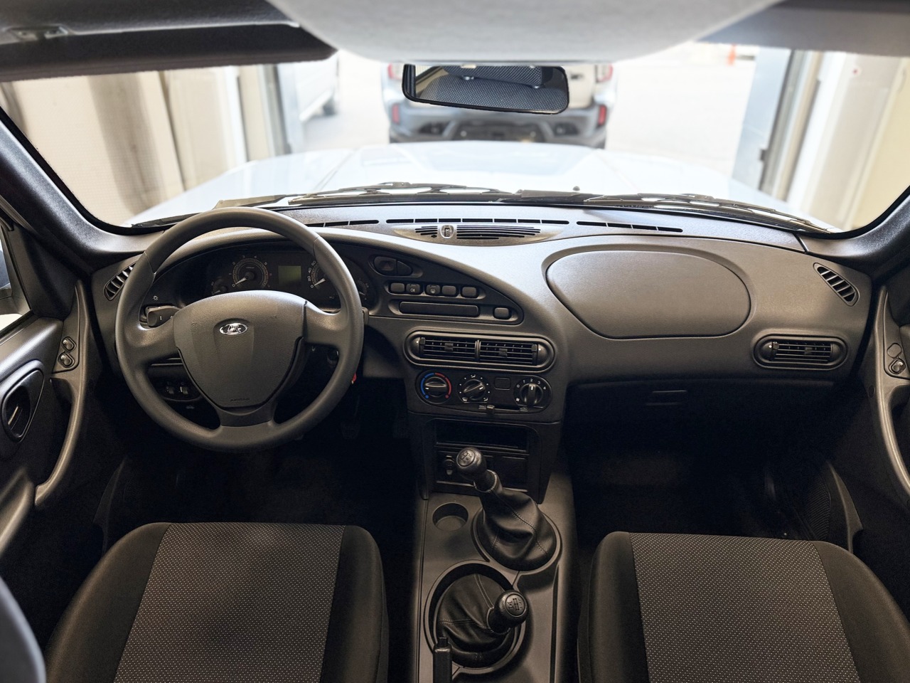 Легковой автотранспорт - LADA Niva Travel 1.7 MT (83 л.с.) 4WD