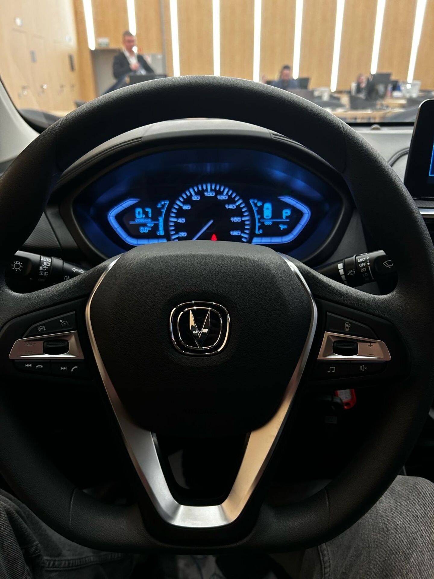 Легковой автотранспорт - CHANGAN Alsvin 1.5 AMT (98 л.с.)