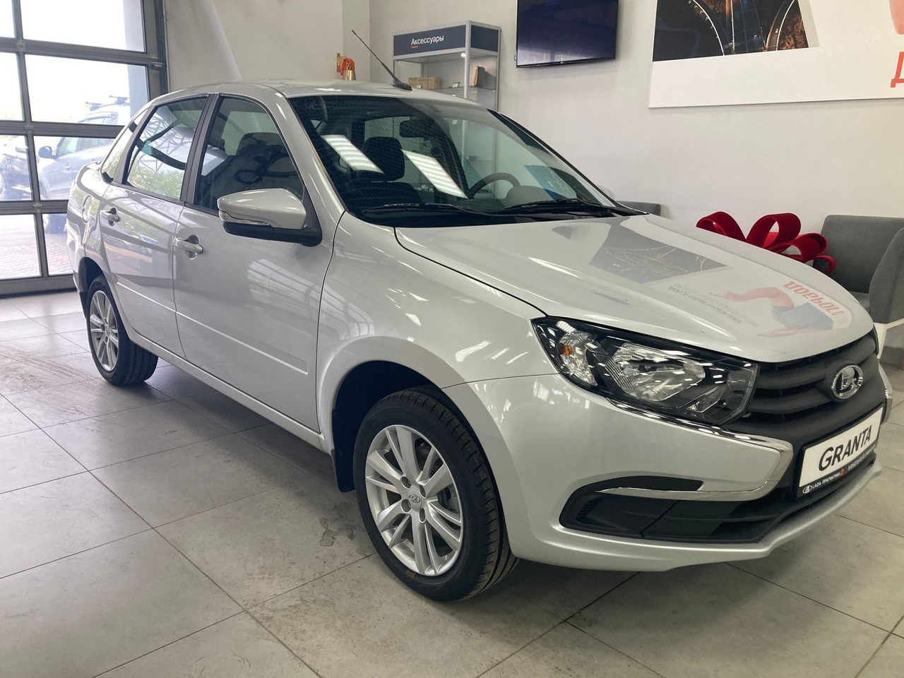 Легковой автотранспорт - LADA Granta 1.6 MT (106 л.с.)