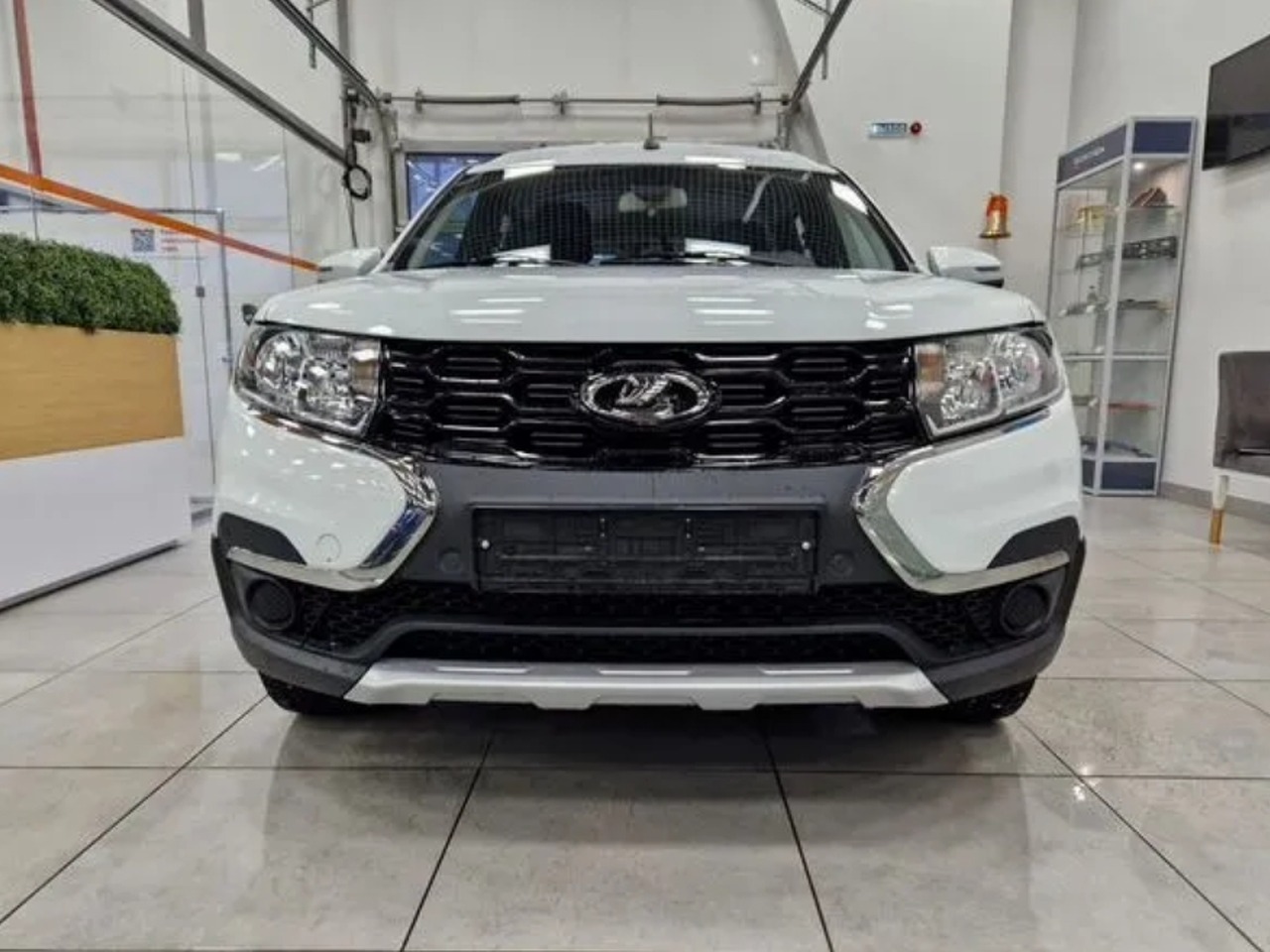 Легковой автотранспорт - LADA Largus Cross 1.6 MT (106 л.с.)