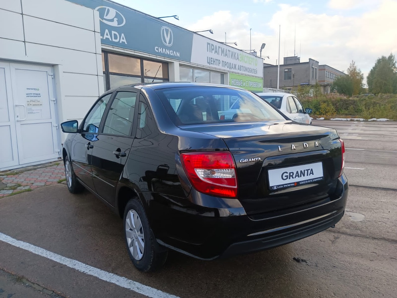 Легковой автотранспорт - LADA Granta 1.6 MT (106 л.с.)