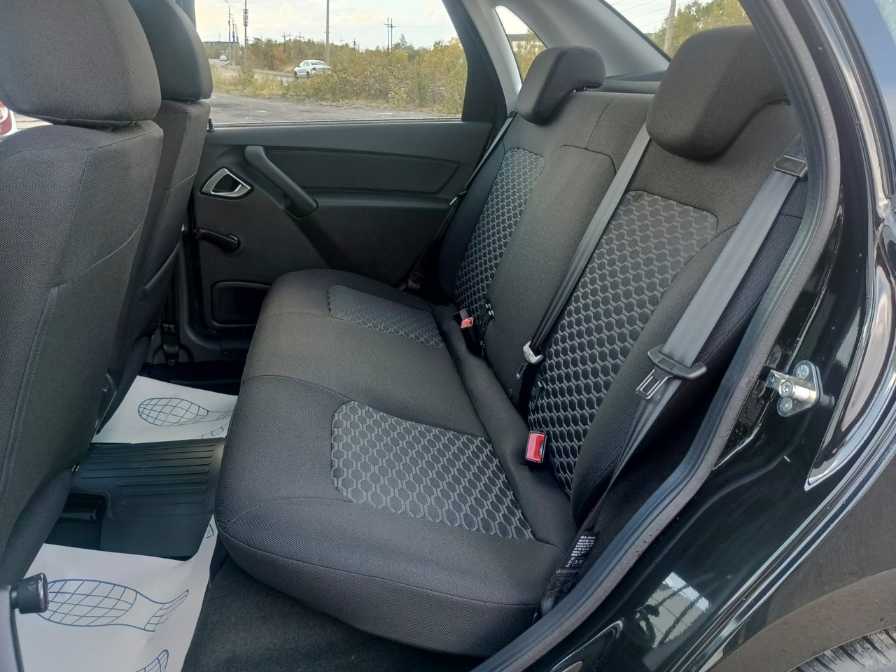 Легковой автотранспорт - LADA Granta 1.6 MT (106 л.с.)