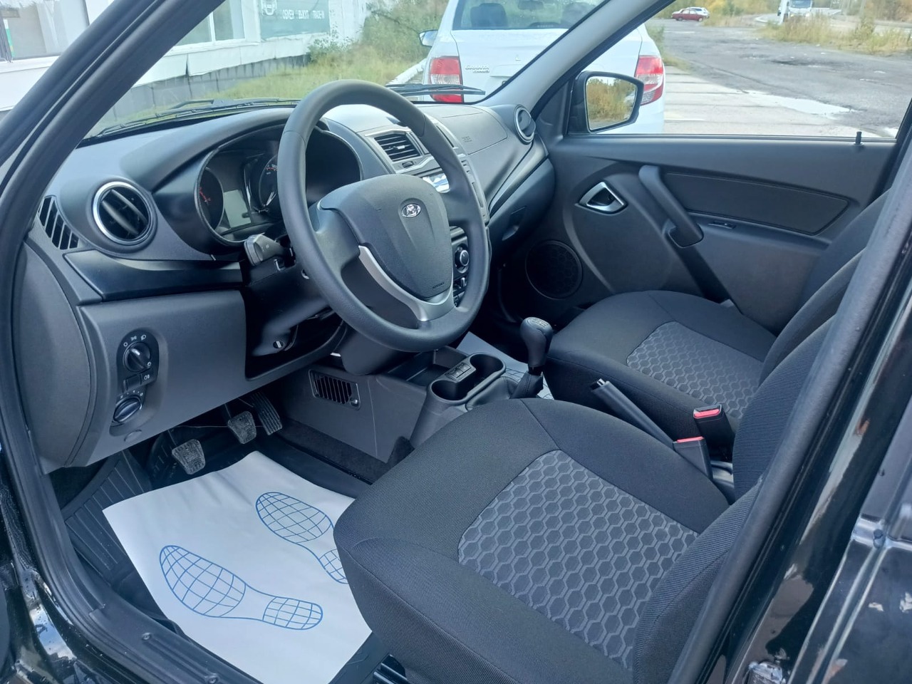 Легковой автотранспорт - LADA Granta 1.6 MT (106 л.с.)