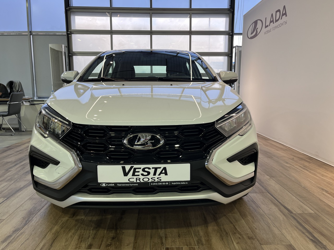 Легковой автотранспорт - Vesta Cross 1.6 MT (106 л.с.)