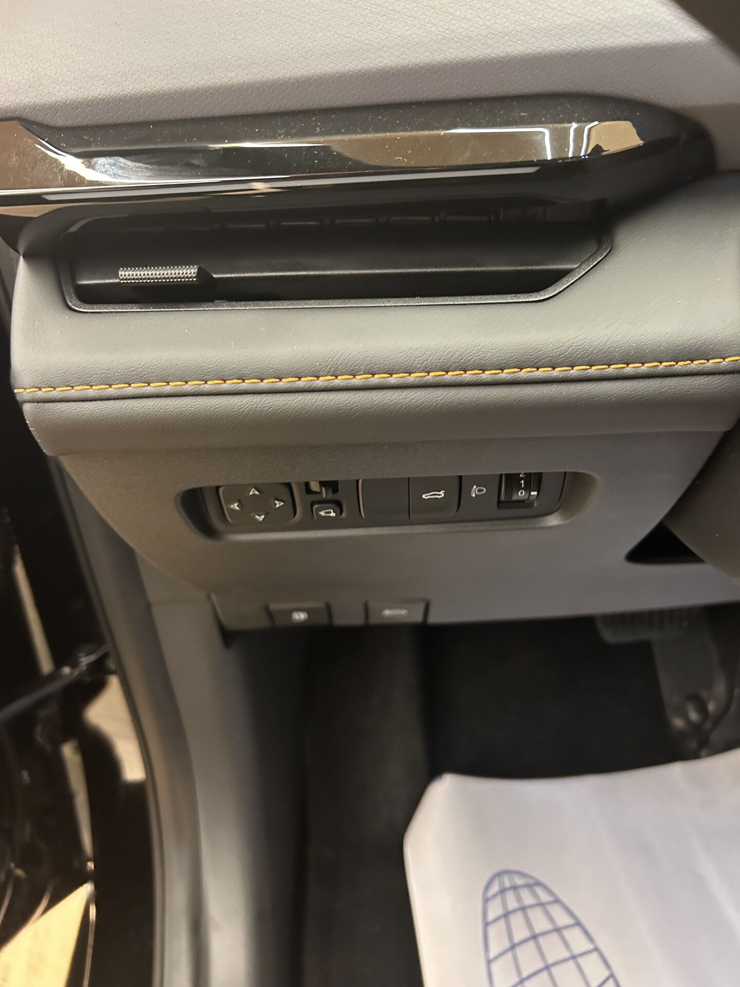 Легковой автотранспорт - CHANGAN UNI-V 1.5 AMT (181 л.с.)