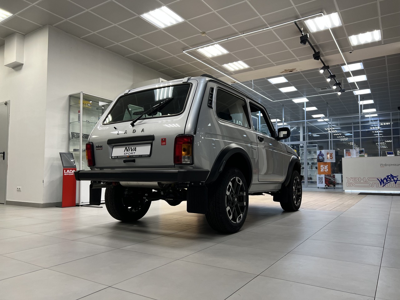 Легковой автотранспорт - LADA Niva Legend Sport 1.6 MT (122 л.с.) 4WD