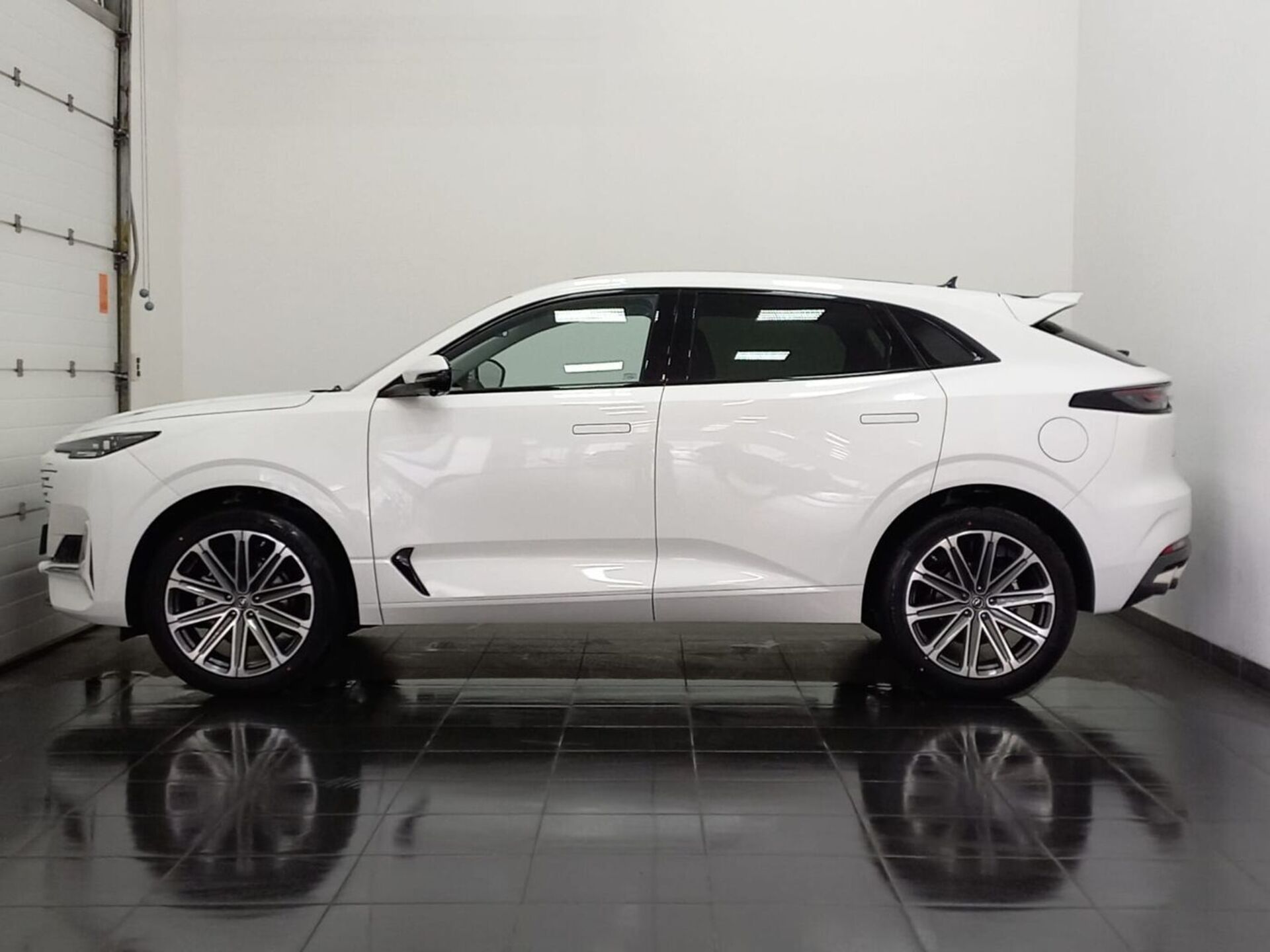 Легковой автотранспорт - CHANGAN UNI-K 2.0 AT (226 л.с.) 4WD