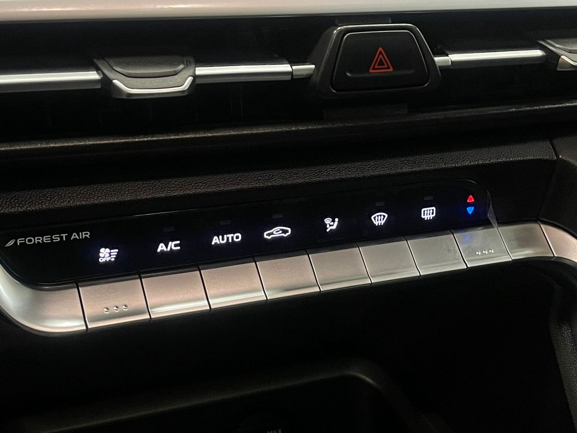 Легковой автотранспорт - CHANGAN CS35PLUS 1.4 AMT (150 л.с.)
