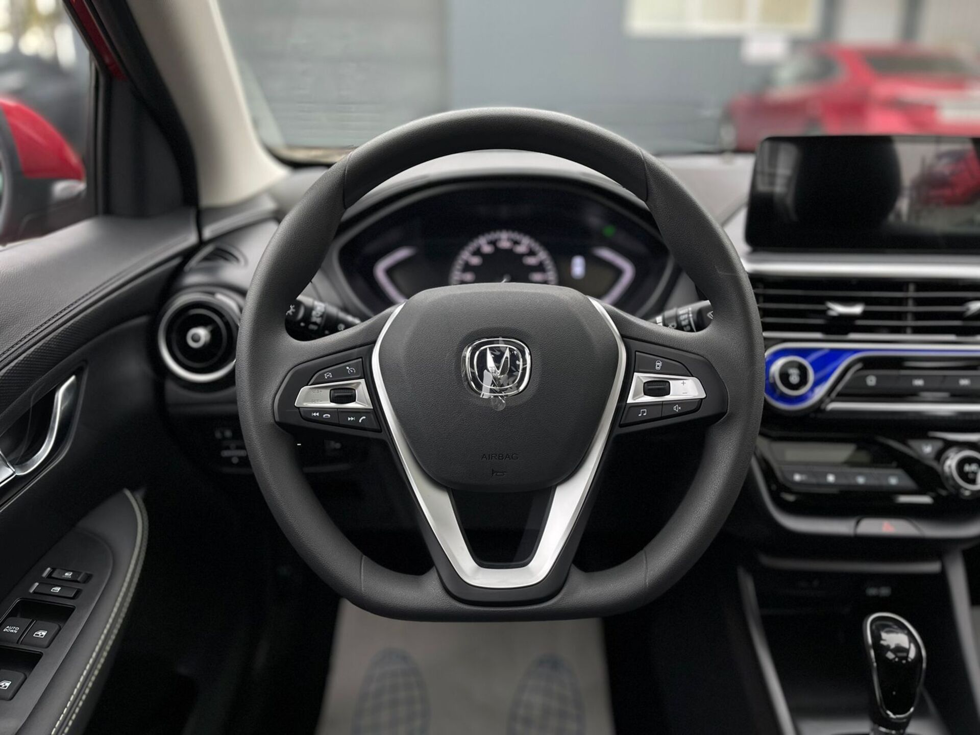 Легковой автотранспорт - CHANGAN Alsvin 1.5 AMT (98 л.с.)