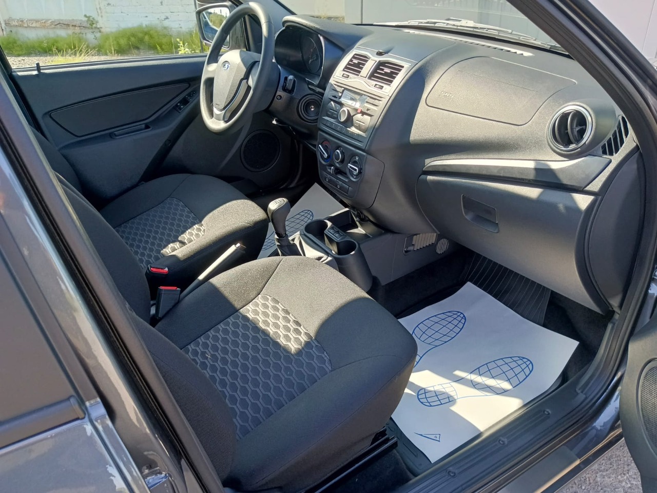 Легковой автотранспорт - LADA Granta 1.6 MT (90 л.с.)