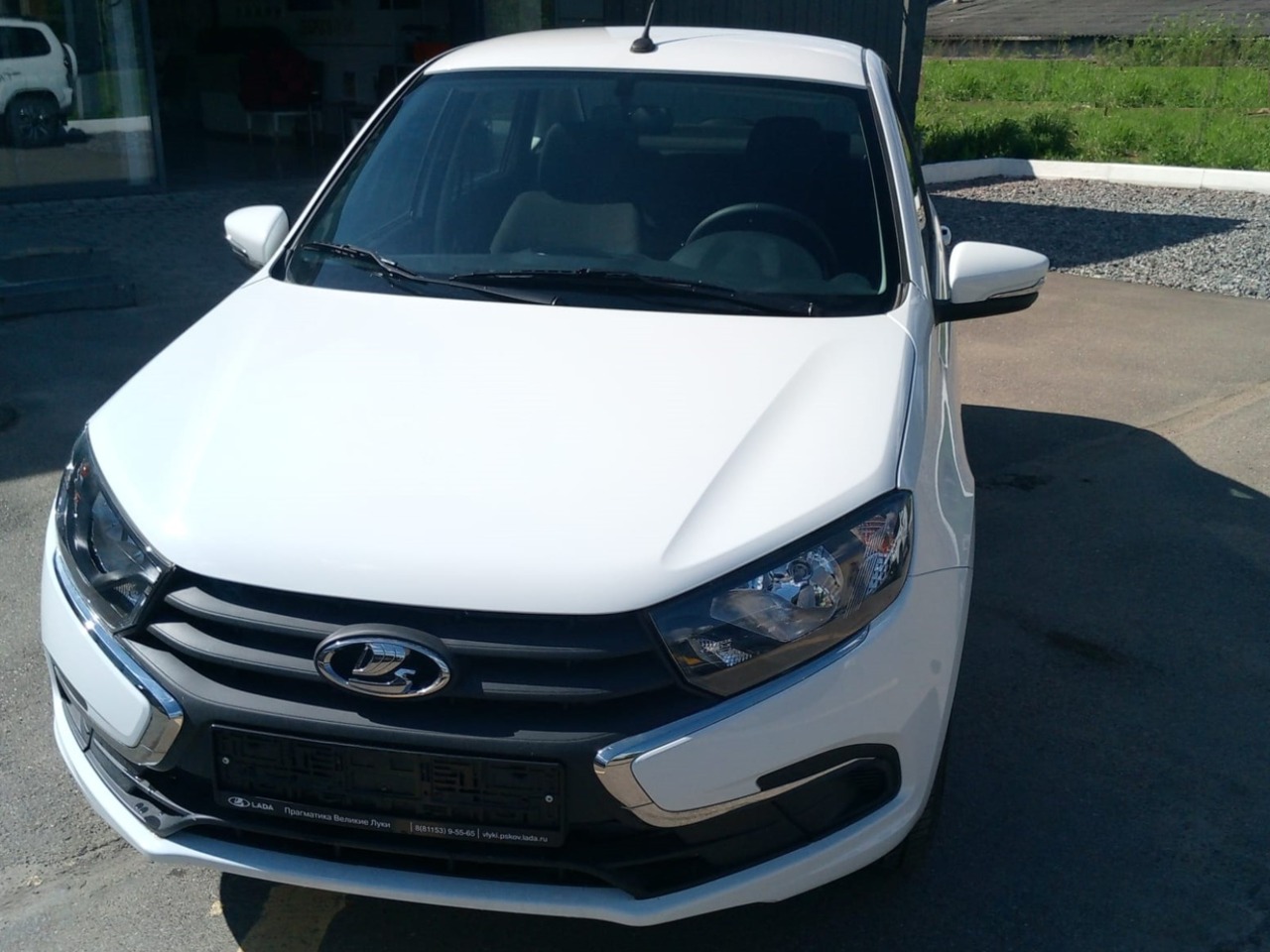 Легковой автотранспорт - LADA Granta 1.6 MT (90 л.с.)