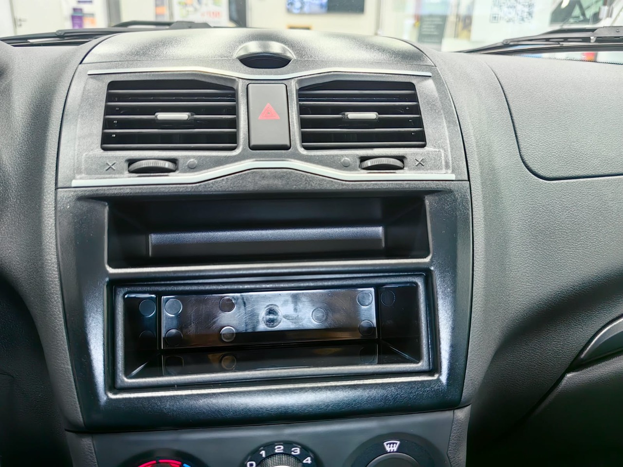 Легковой автотранспорт - LADA Granta 1.6 MT (90 л.с.)