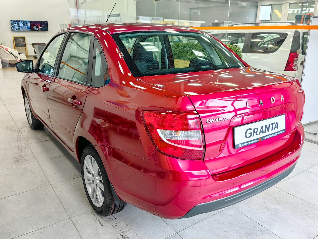 Легковой автотранспорт - LADA Granta 1.6 MT (90 л.с.)