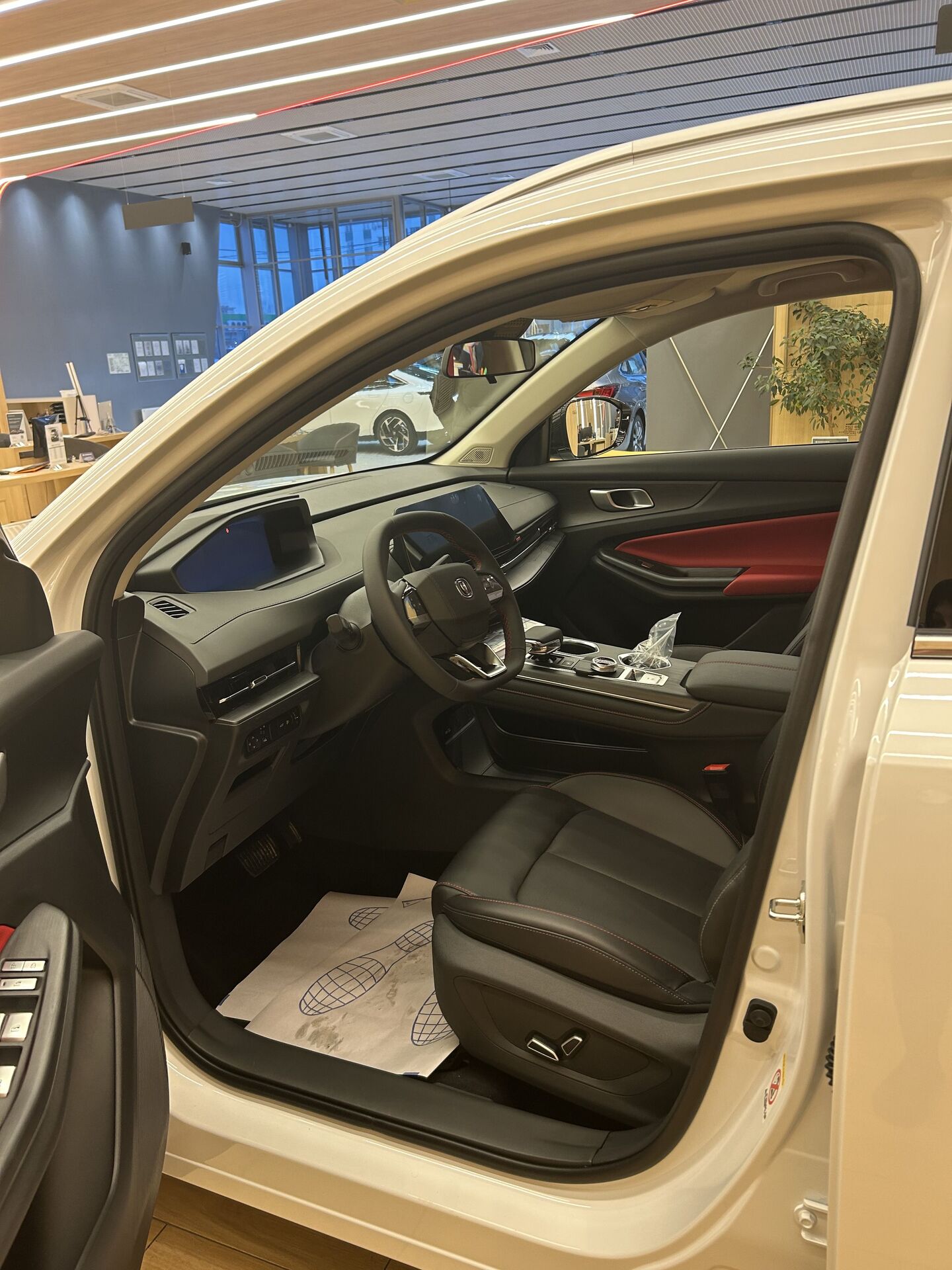 Легковой автотранспорт - CHANGAN CS55PLUS 1.5 AMT (181 л.с.)