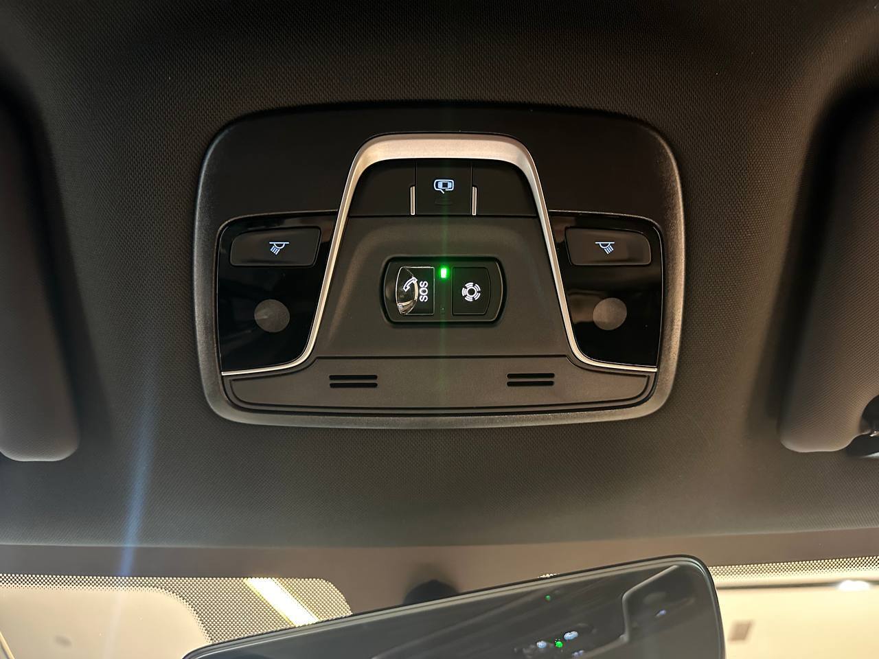 Легковой автотранспорт - GEELY Coolray 