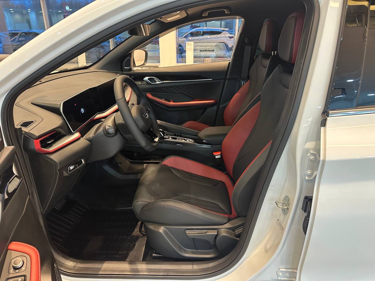 Легковой автотранспорт - GEELY Coolray 