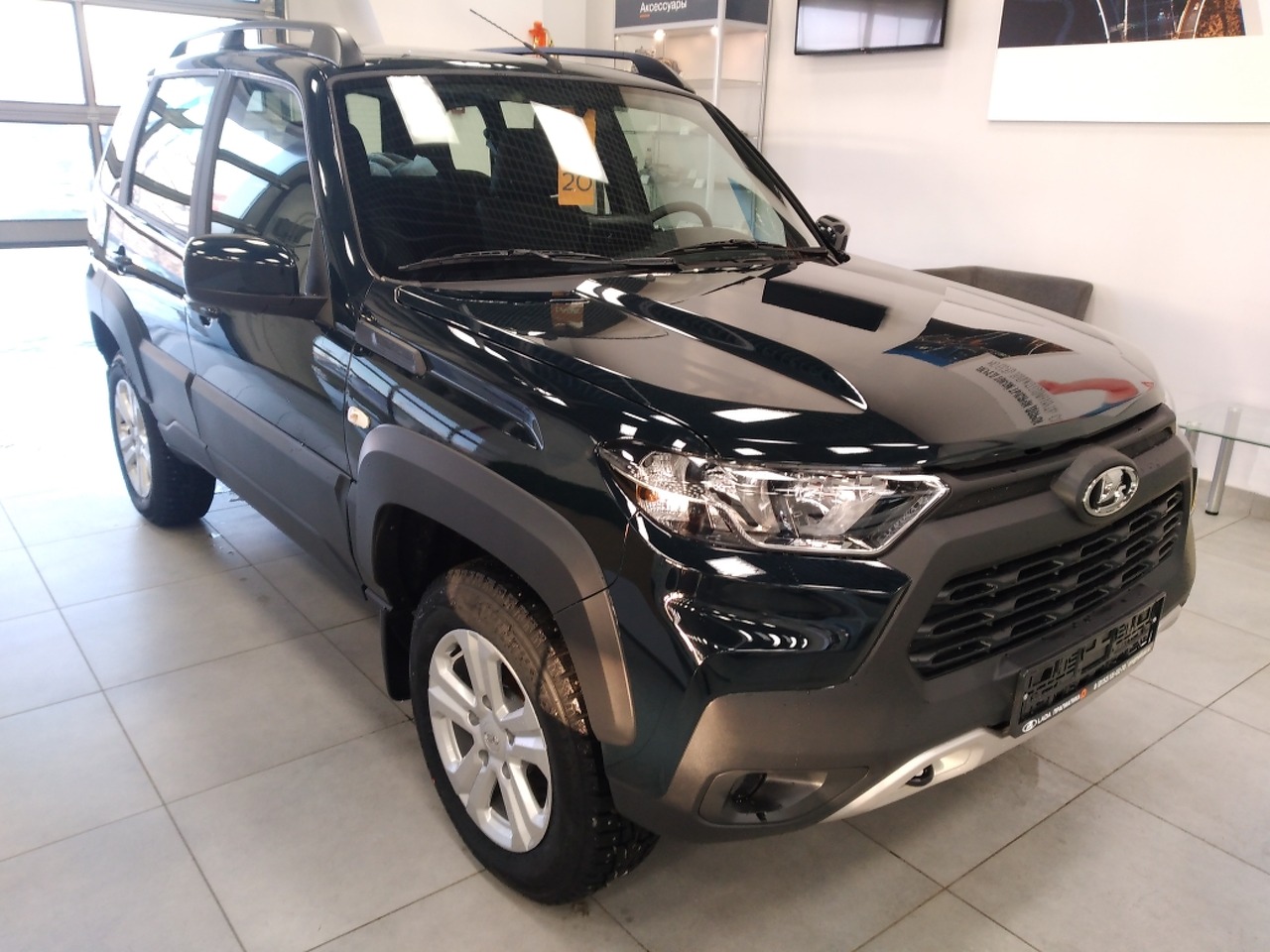 Легковой автотранспорт - Niva 1.7 MT (80 л.с.) 4WD