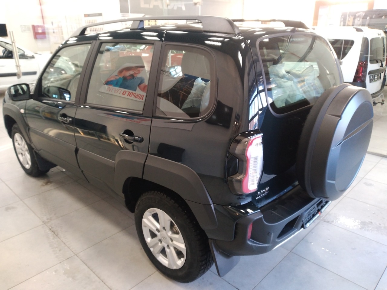 Легковой автотранспорт - Niva 1.7 MT (80 л.с.) 4WD