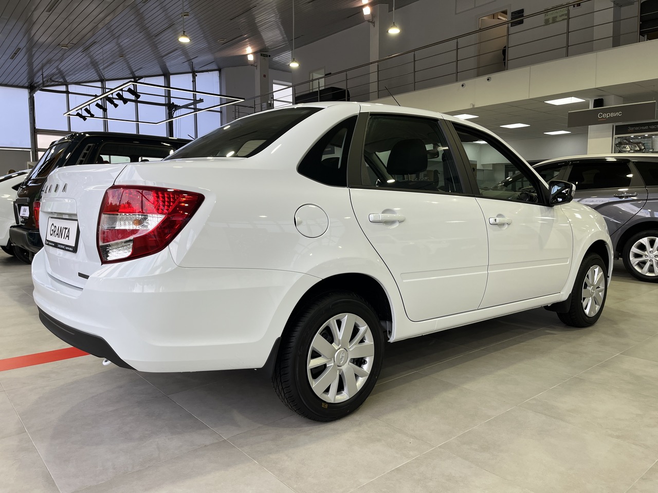 Легковой автотранспорт - Granta 1.6 MT (90 л.с.)