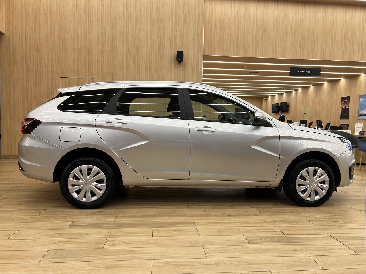 Легковой автотранспорт - LADA Vesta SW 1.6 MT (106 л.с.)