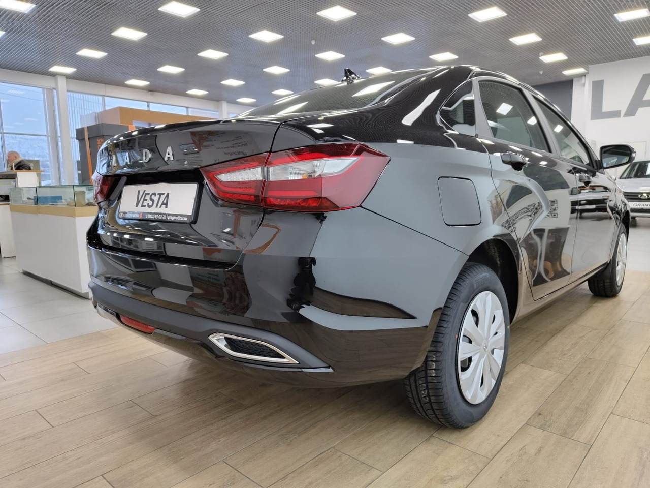 Легковой автотранспорт - LADA Vesta 1.6 MT (106 л.с.)