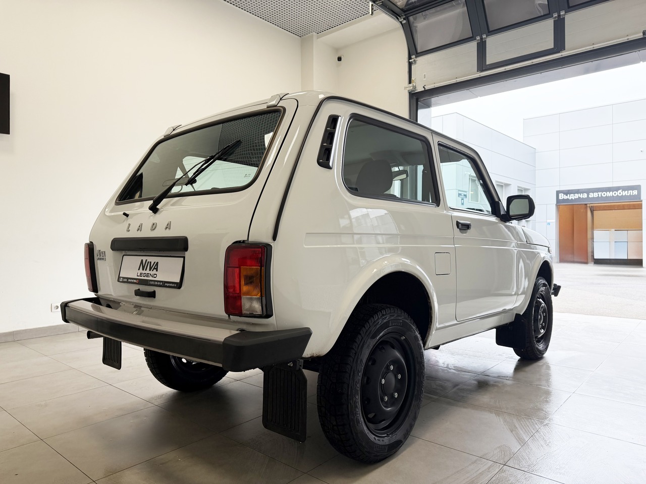 Легковой автотранспорт - LADA Niva Legend 1.7 MT (83 л.с.) 4WD