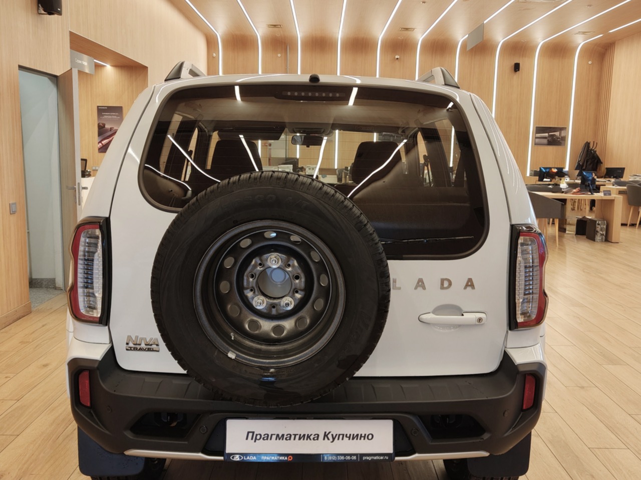 Легковой автотранспорт - LADA Niva Travel 1.7 MT (83 л.с.) 4WD