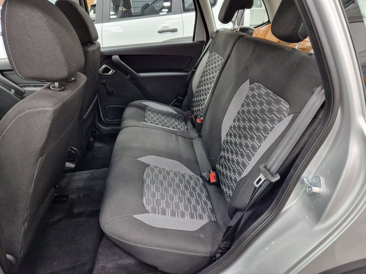 Легковой автотранспорт - LADA Granta Cross 1.6 MT (106 л.с.)