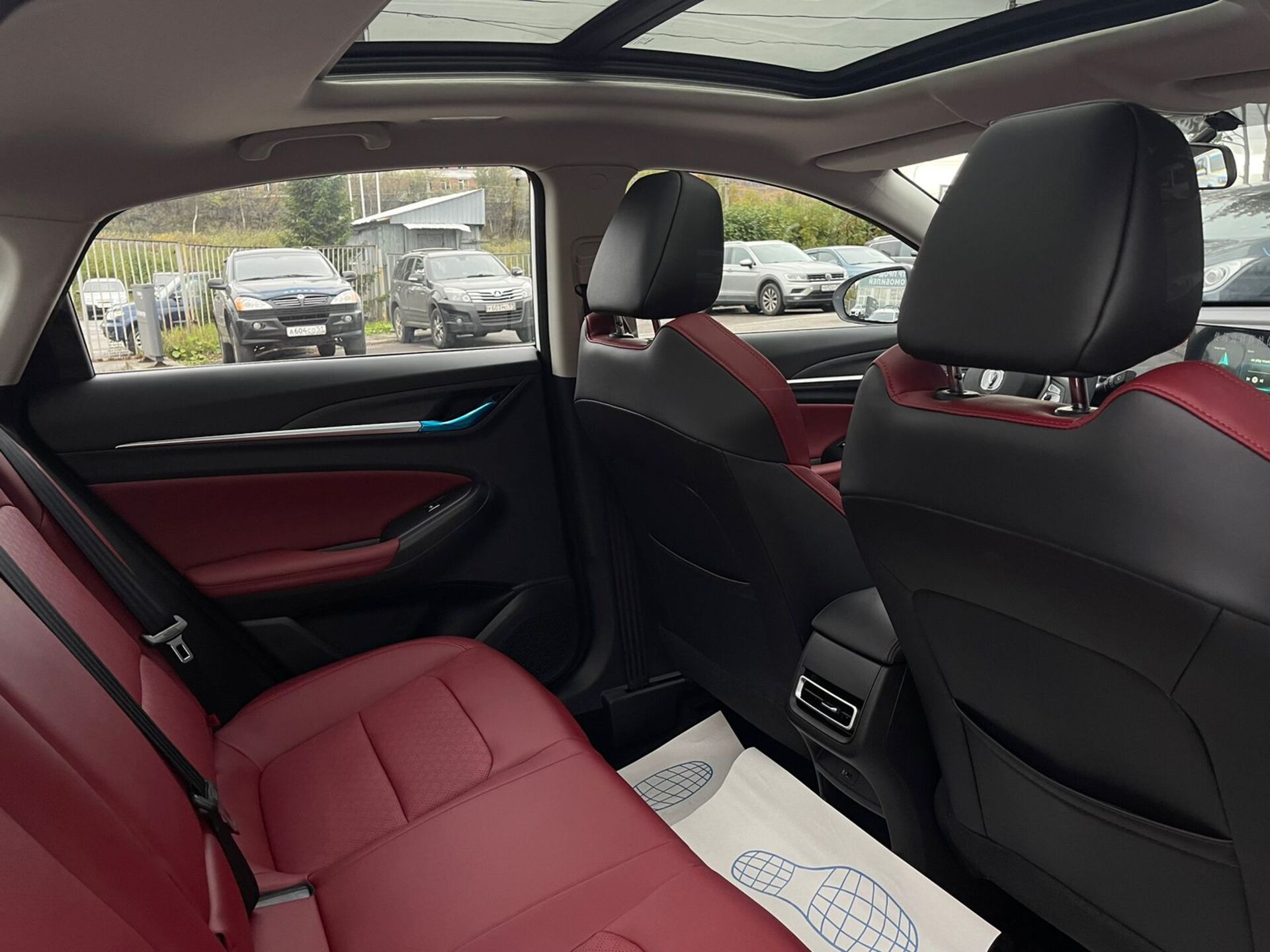 Легковой автотранспорт - CHANGAN Eado Plus 1.4 AMT (155 л.с.)