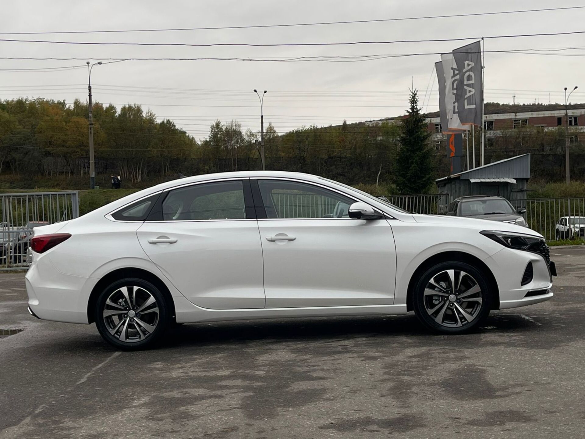 Легковой автотранспорт - CHANGAN Eado Plus 1.4 AMT (155 л.с.)