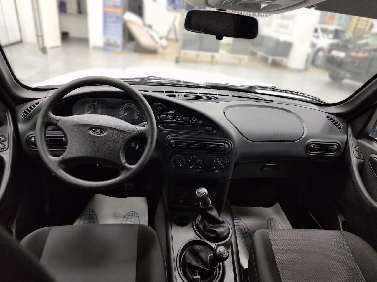 Легковой автотранспорт - Niva 1.7 MT (80 л.с.) 4WD