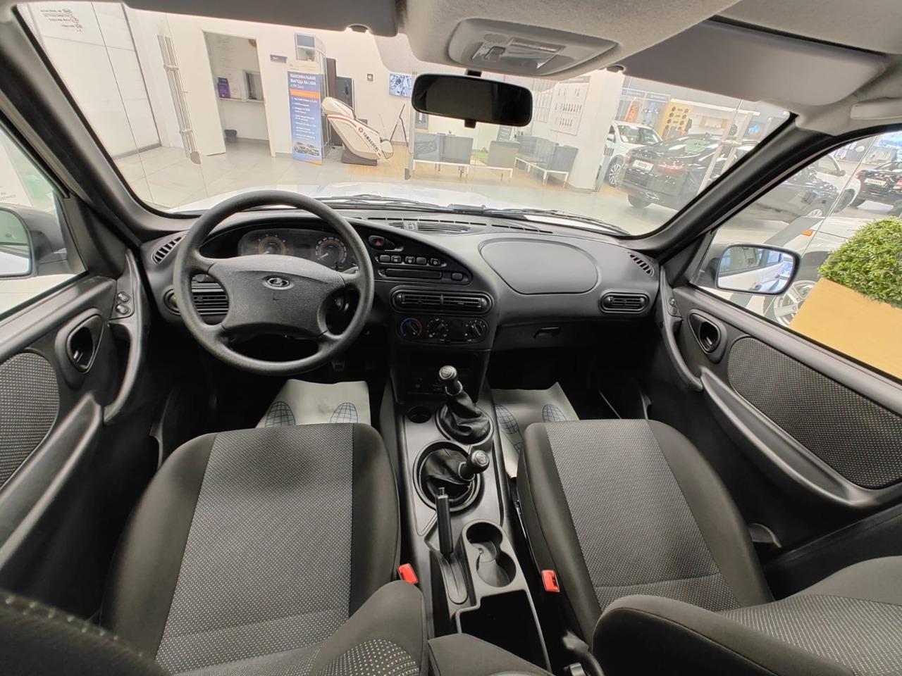 Легковой автотранспорт - Niva 1.7 MT (80 л.с.) 4WD