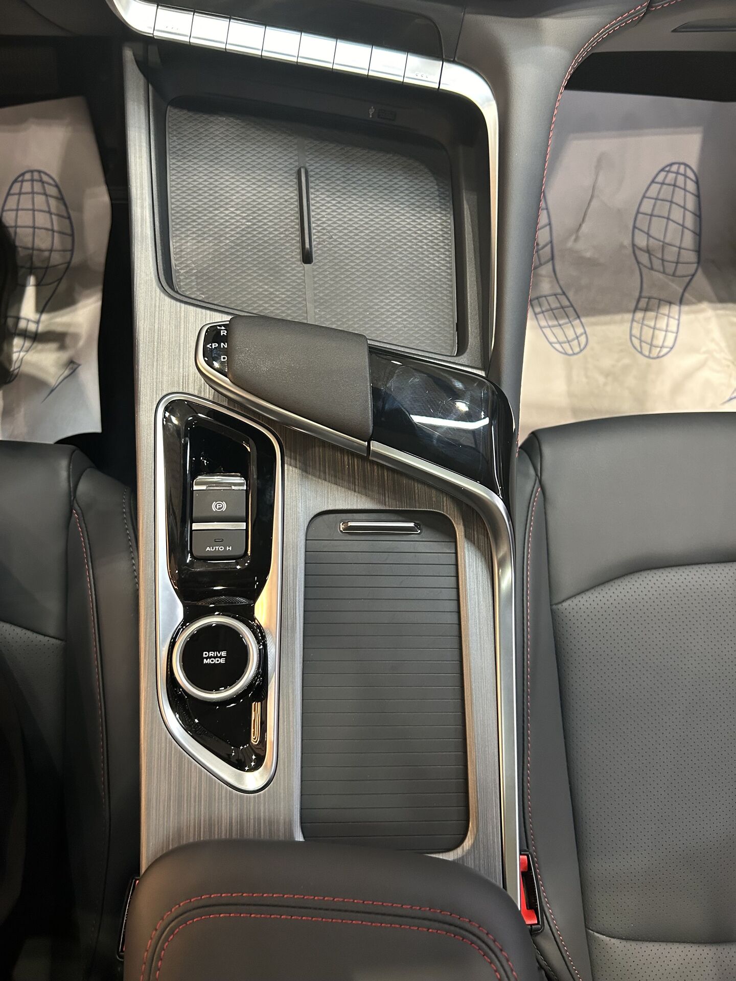 Легковой автотранспорт - CHANGAN UNI-T 1.5 AMT (167 л.с.)