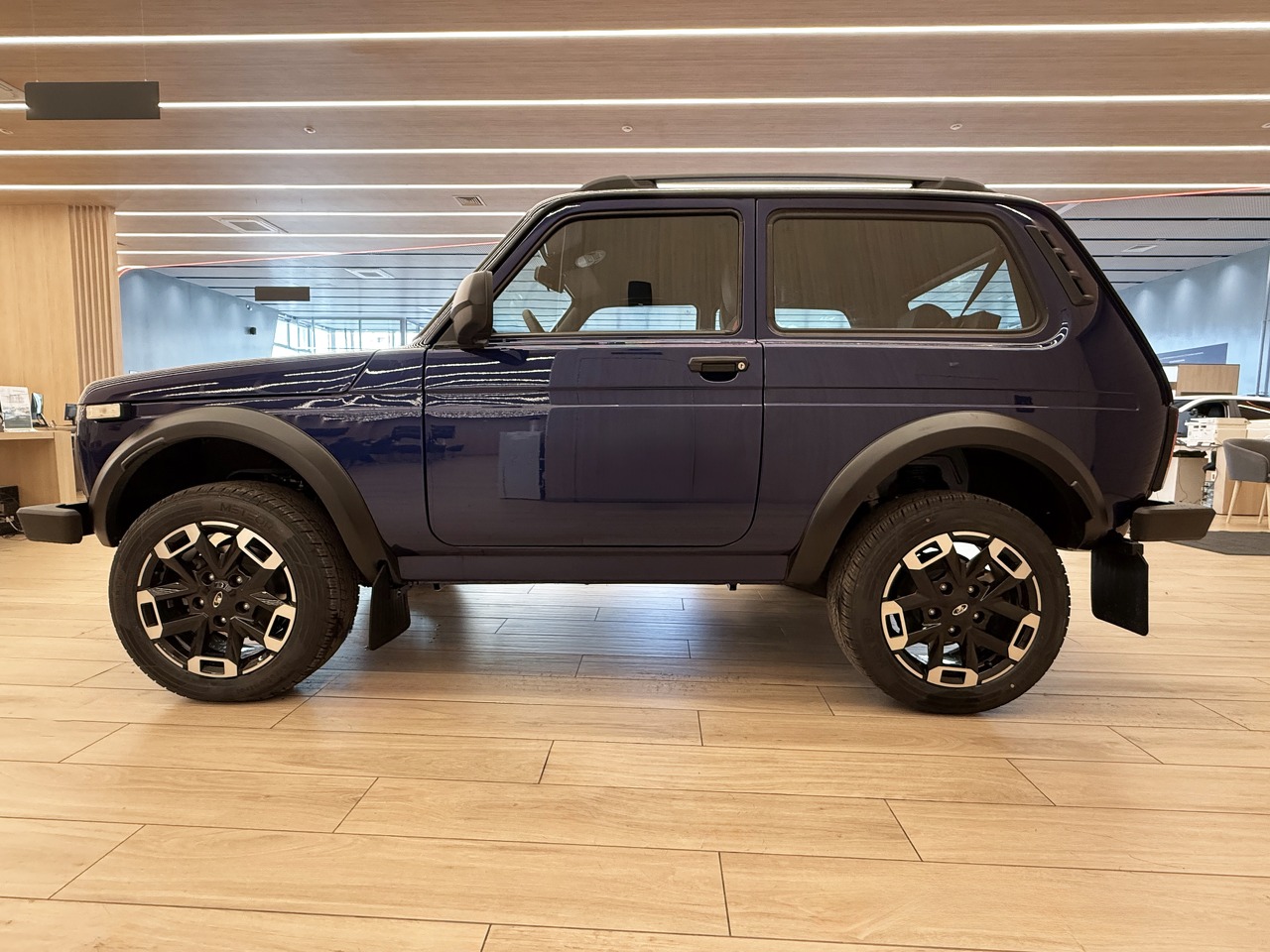 Легковой автотранспорт - LADA Niva Legend Sport 1.6 MT (122 л.с.) 4WD