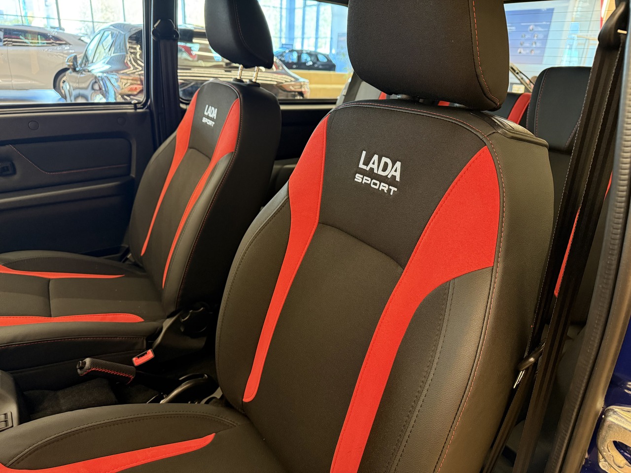 Легковой автотранспорт - LADA Niva Legend Sport 1.6 MT (122 л.с.) 4WD