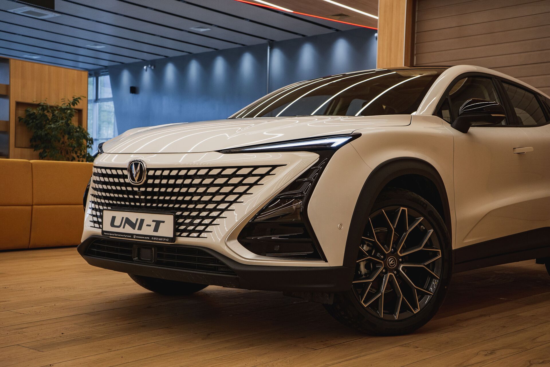 Легковой автотранспорт - CHANGAN UNI-T 1.5 AMT (167 л.с.)