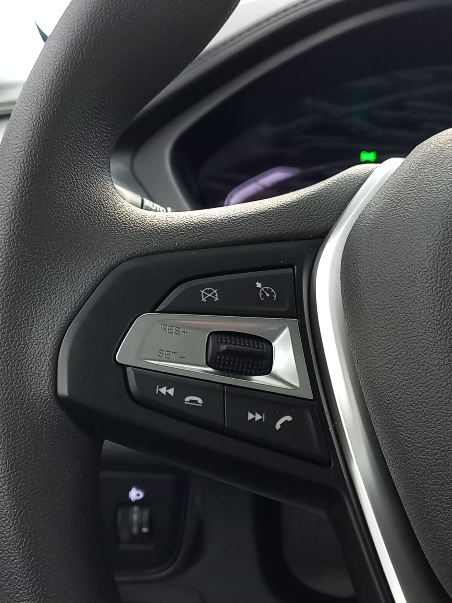 Легковой автотранспорт - CHANGAN Alsvin 1.5 AMT (98 л.с.)