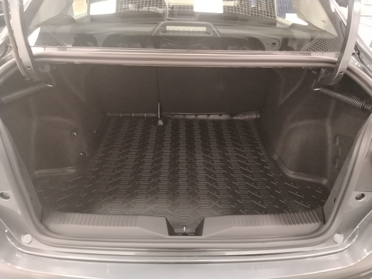 Легковой автотранспорт - LADA Iskra 1.6 CVT (106 л.с.)