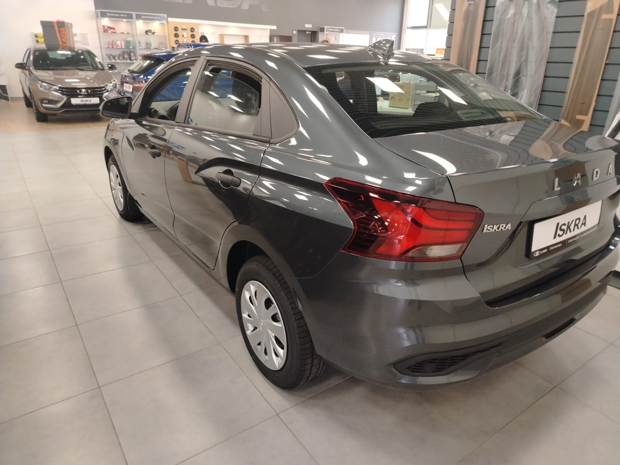 Легковой автотранспорт - LADA Iskra 1.6 CVT (106 л.с.)