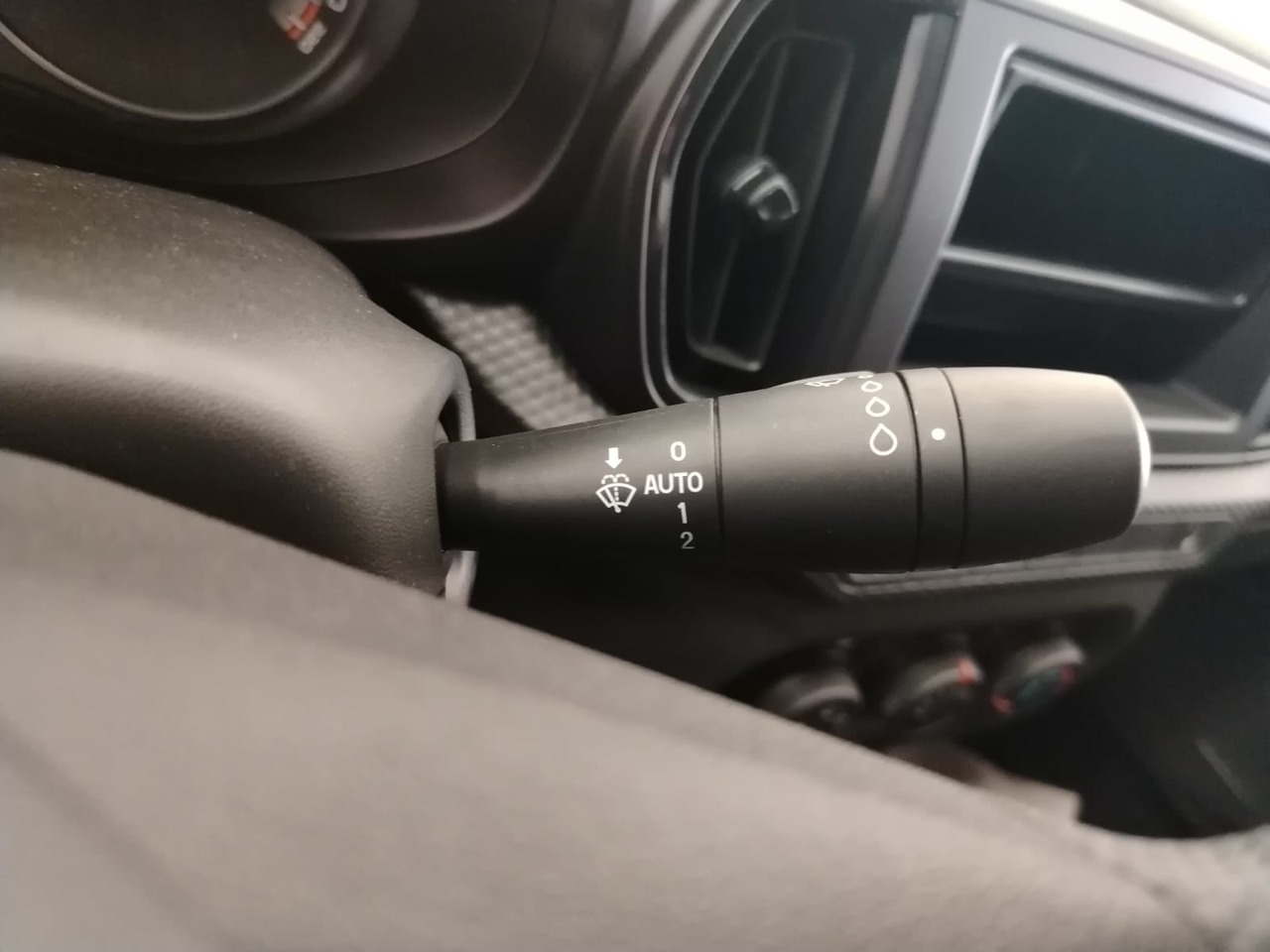 Легковой автотранспорт - LADA Iskra 1.6 CVT (106 л.с.)