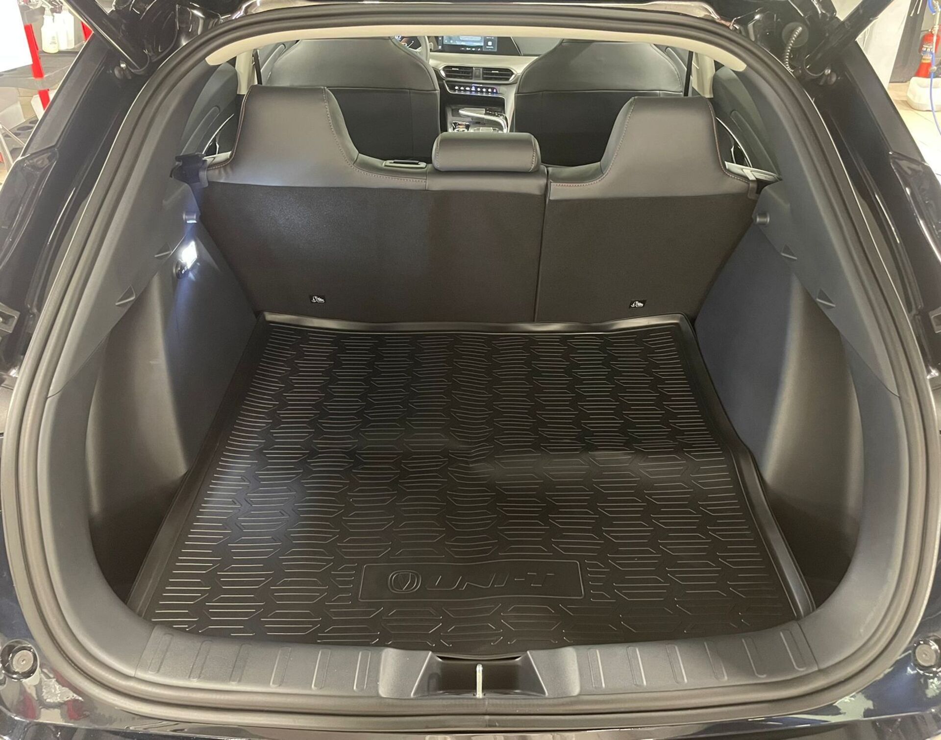 Легковой автотранспорт - CHANGAN UNI-T 1.5 AMT (167 л.с.)