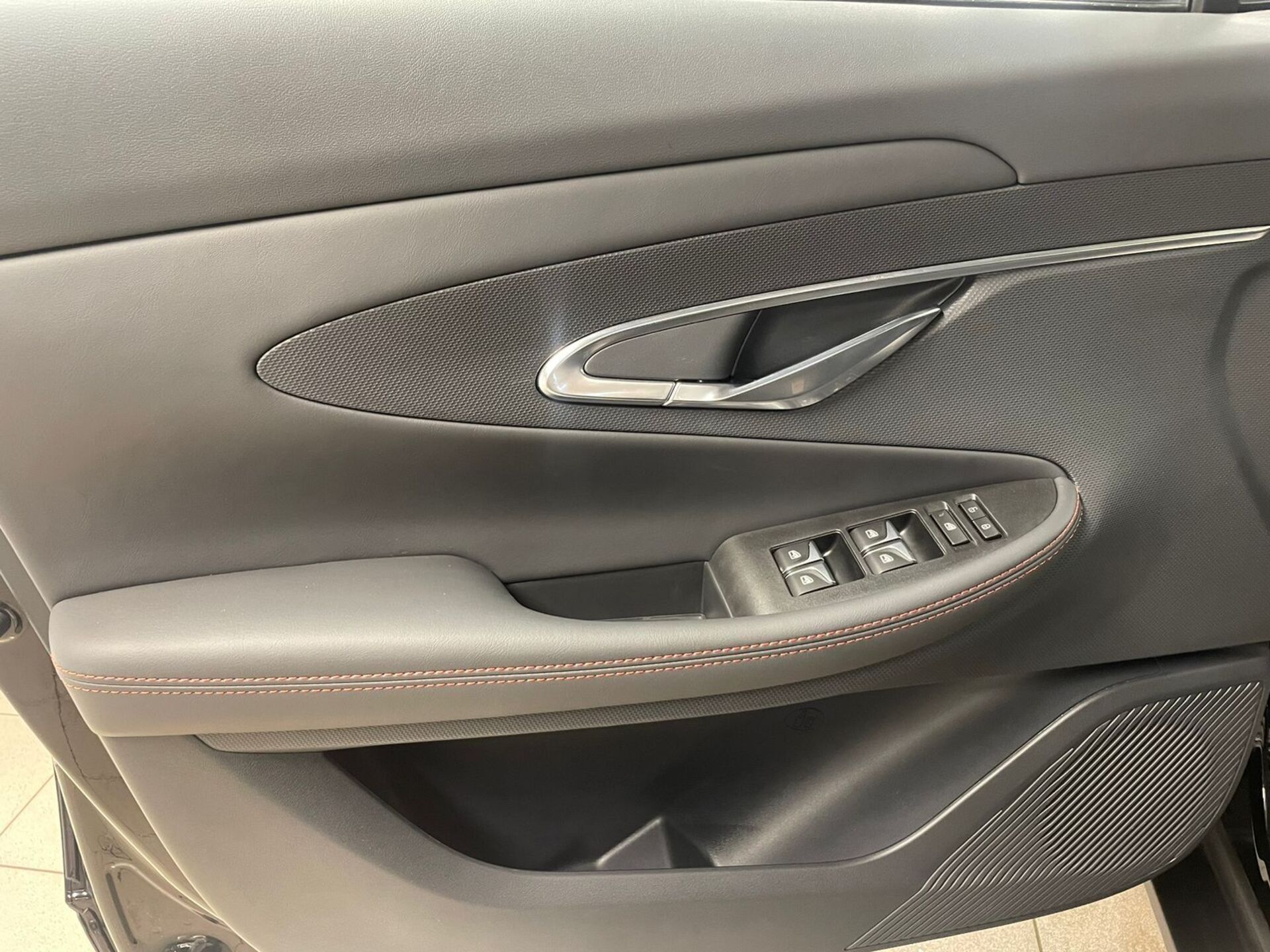 Легковой автотранспорт - CHANGAN UNI-T 1.5 AMT (167 л.с.)