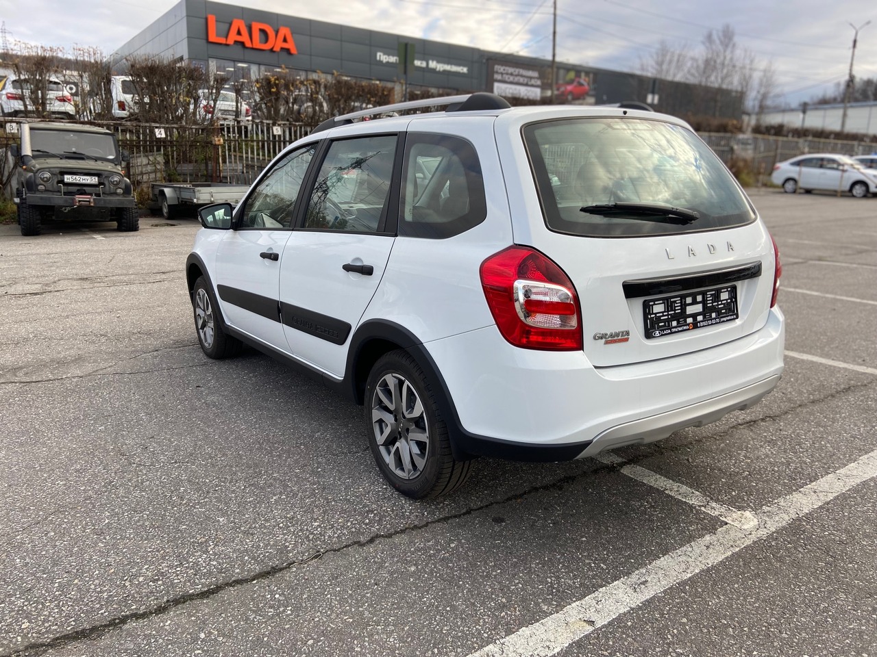 Легковой автотранспорт - LADA Granta Cross 1.6 MT (90 л.с.)