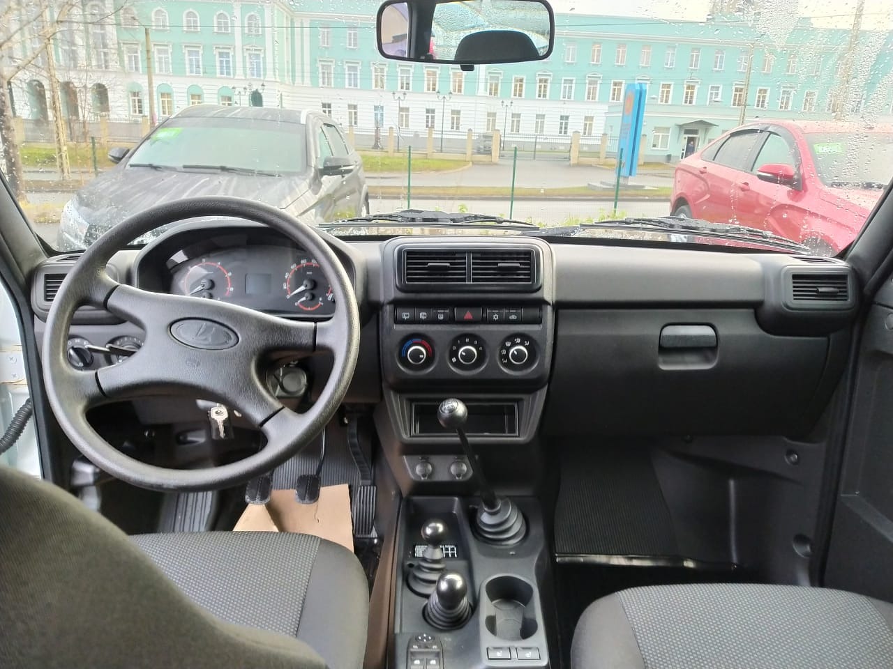 Легковой автотранспорт - LADA Niva Legend 1.7 MT (83 л.с.) 4WD