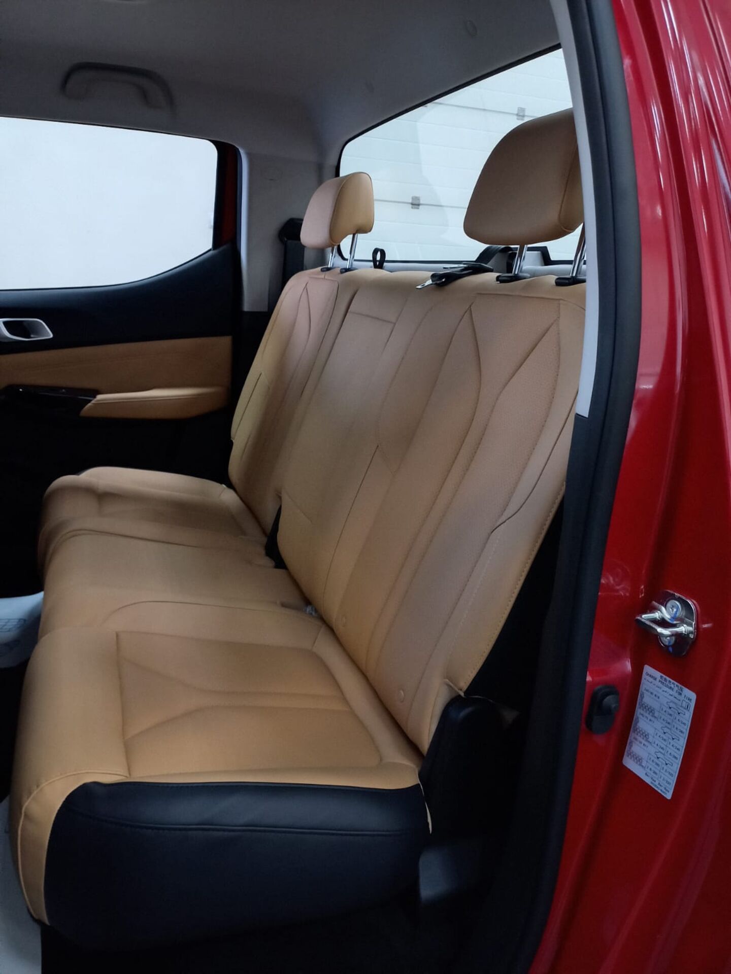 Легковой автотранспорт - CHANGAN Hunter Plus 2.0 AT (226 л.с.) 4WD