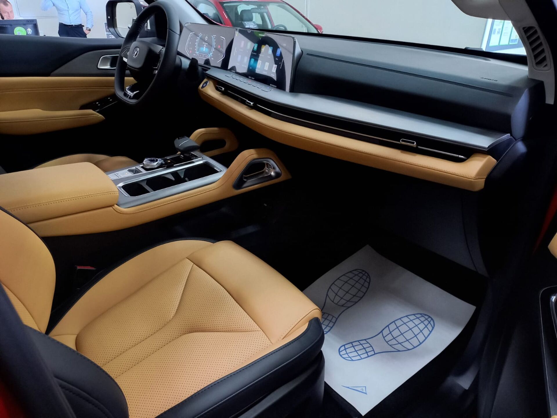 Легковой автотранспорт - CHANGAN Hunter Plus 2.0 AT (226 л.с.) 4WD