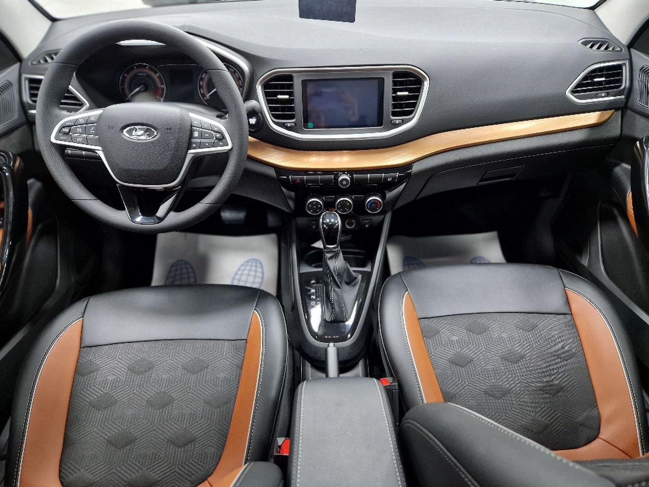 Легковой автотранспорт - Vesta SW Cross 1.8 CVT (122 л.с.)