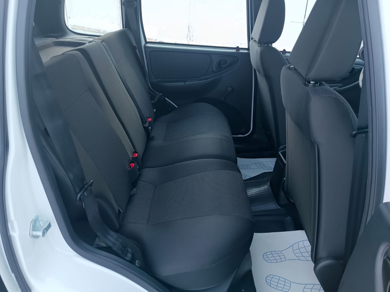 Легковой автотранспорт - Niva 1.7 MT (80 л.с.) 4WD